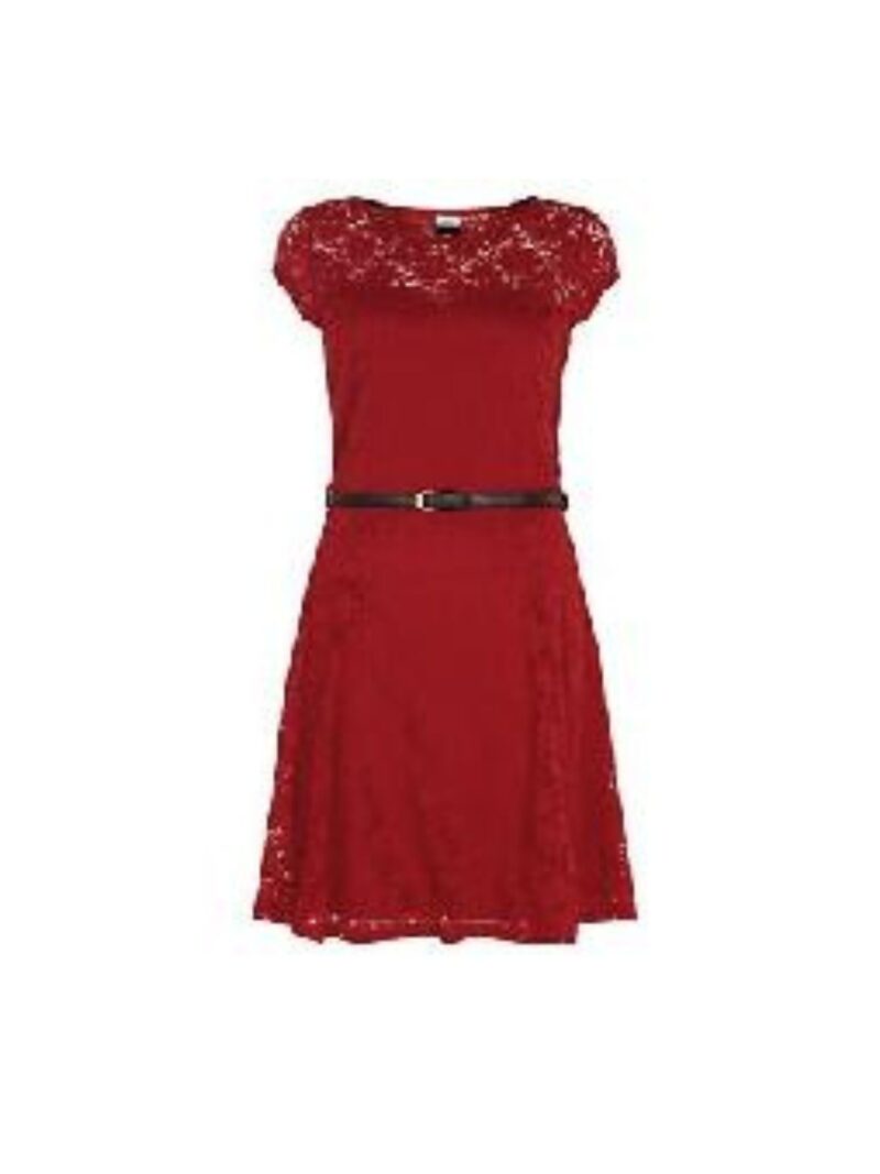 Red lace belted scater